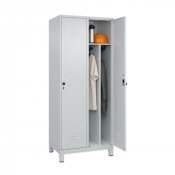 Vestiaire Classic pour industrie salissante avec cloisons intermédiaires et pieds